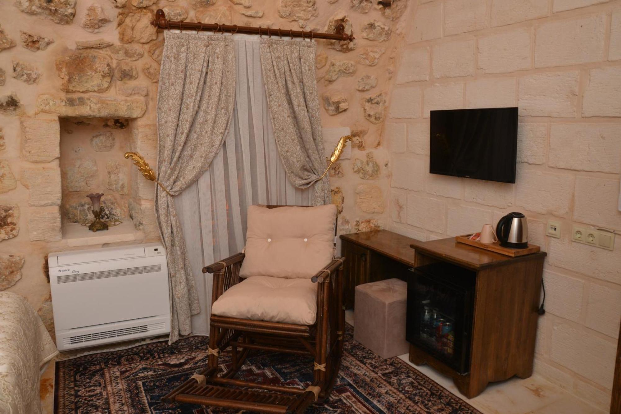 Mehmet Bey Konagi Butik Otel Midyat Eksteriør billede